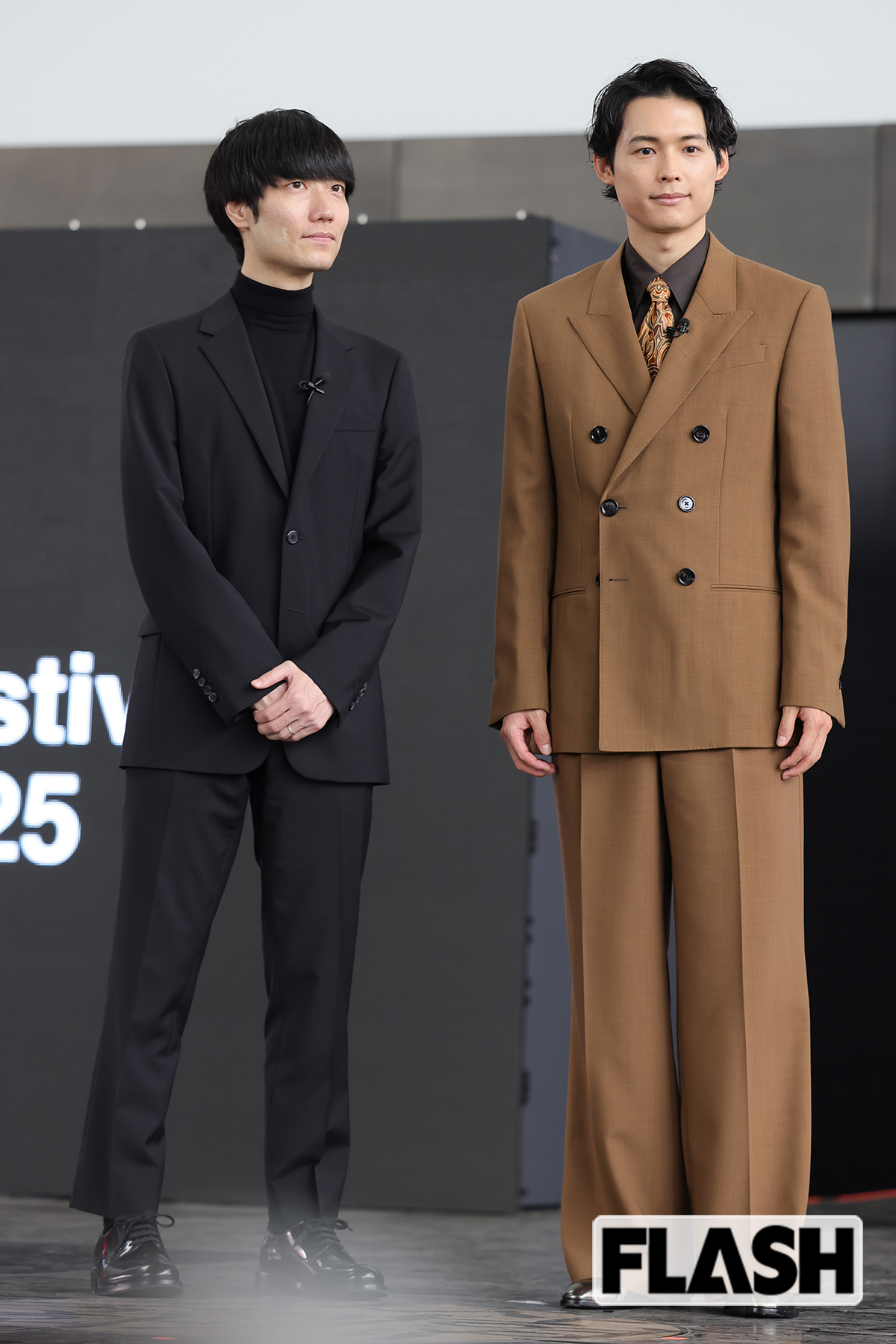 【激やせ報道】SixTONES・松村北斗「釜山国際映画祭」登壇でファン歓喜! オフではキュートな“萌え袖”姿も