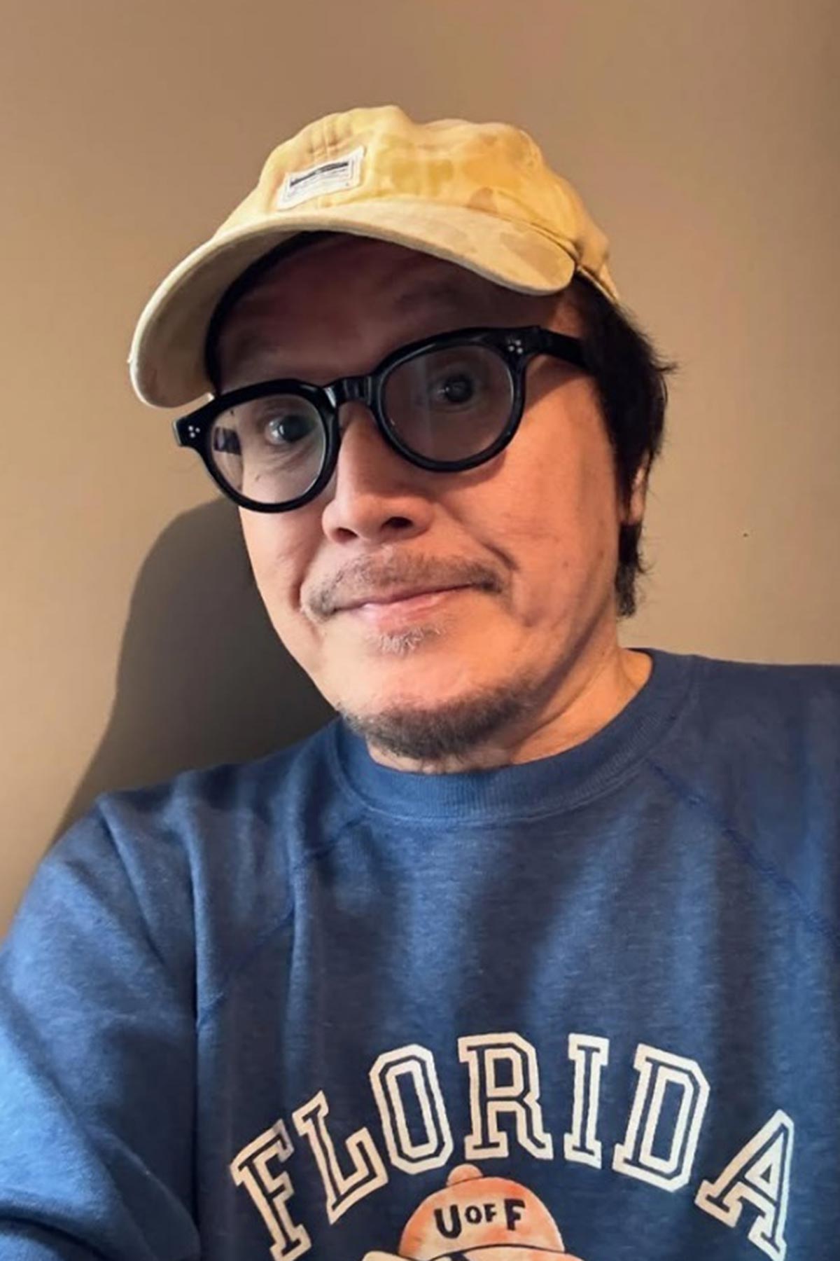 江口寿史氏、実在人物のトレース疑惑で大炎上、SNSで始まった「元ネタ探し」…デニーズやZoffは事実関係確認へ
