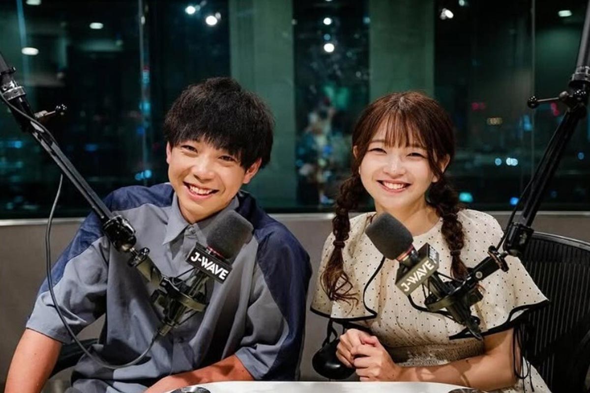 J-WAVEのラジオ番組『GURU GURU!』。前田裕太は福留光帆とともに水曜ナビゲーターを務めていたが、降板が発表された（写真・Instagram「maeda_timon_d」より）