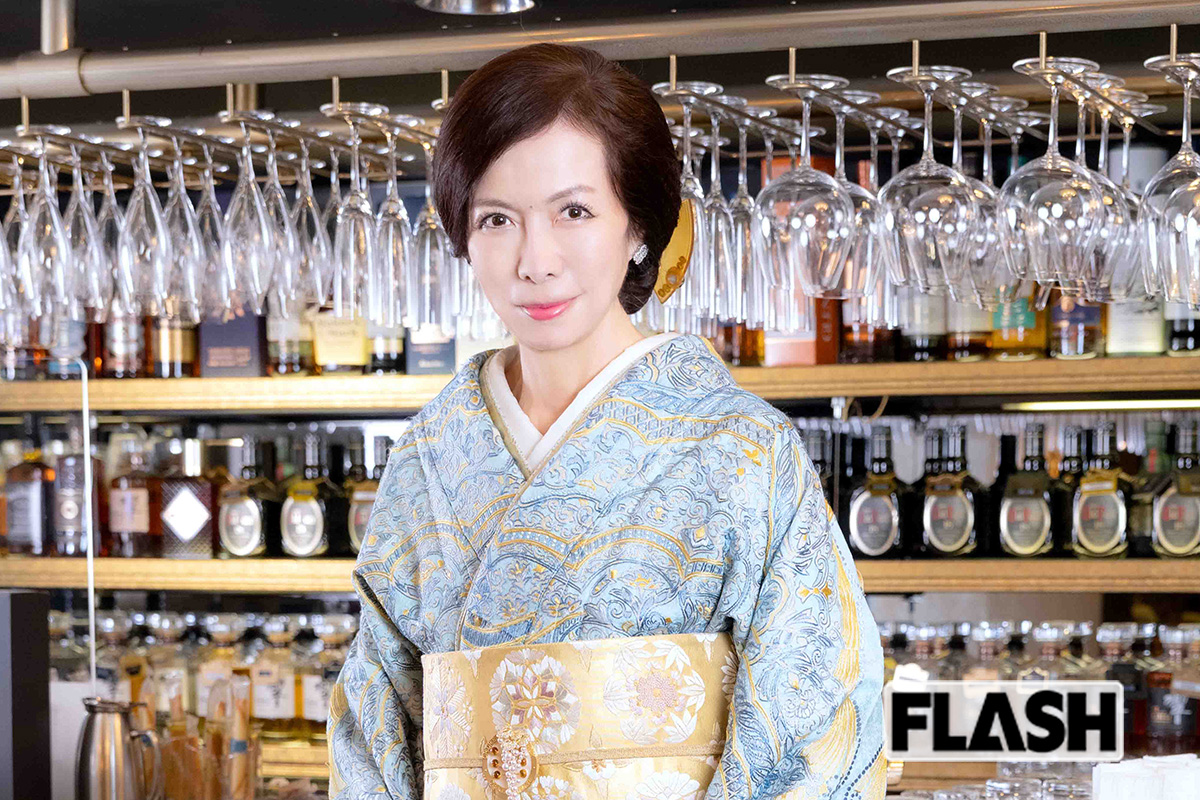 石破首相はチキンラーメン、安倍元首相はカラオケが大好き…銀座ママが明かす…