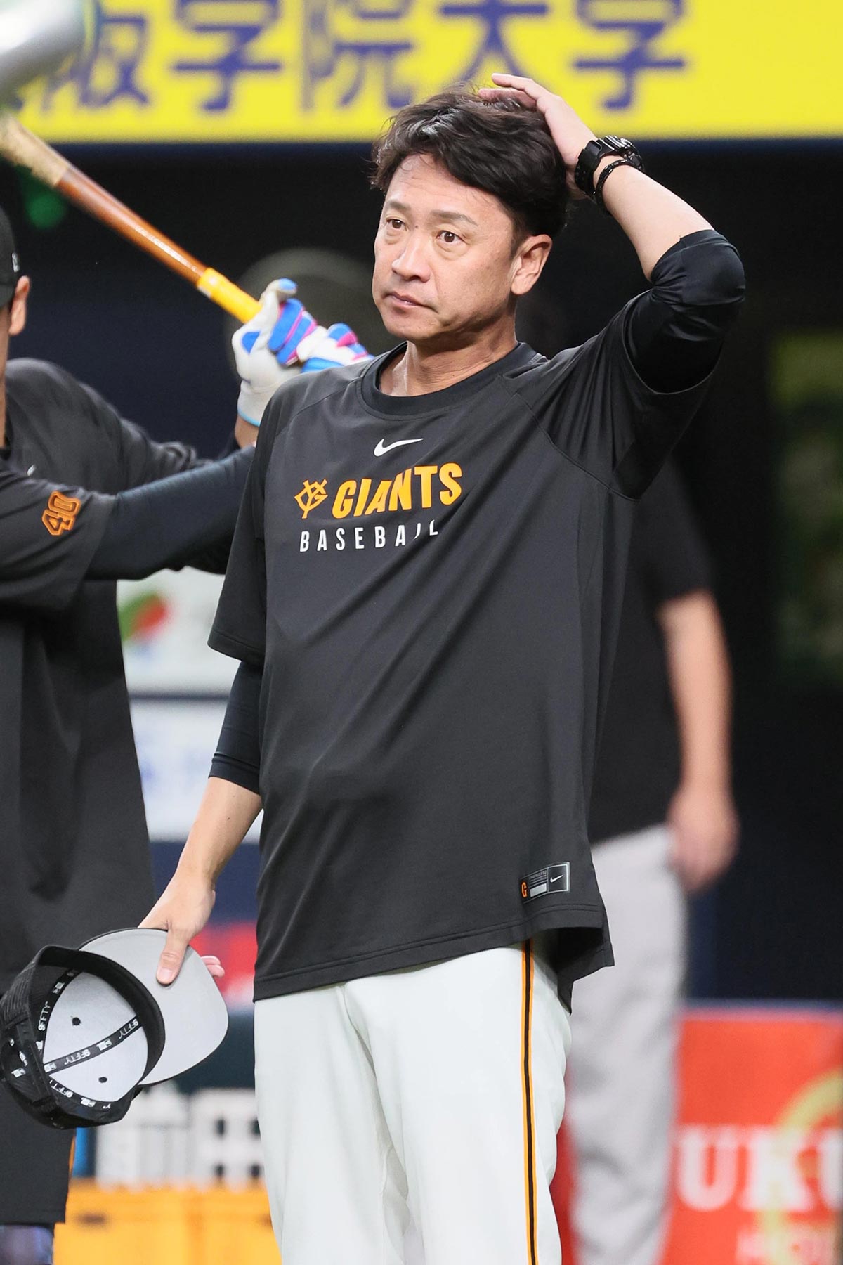 退任が発表された巨人の二岡智宏ヘッド兼打撃チーフコーチ
