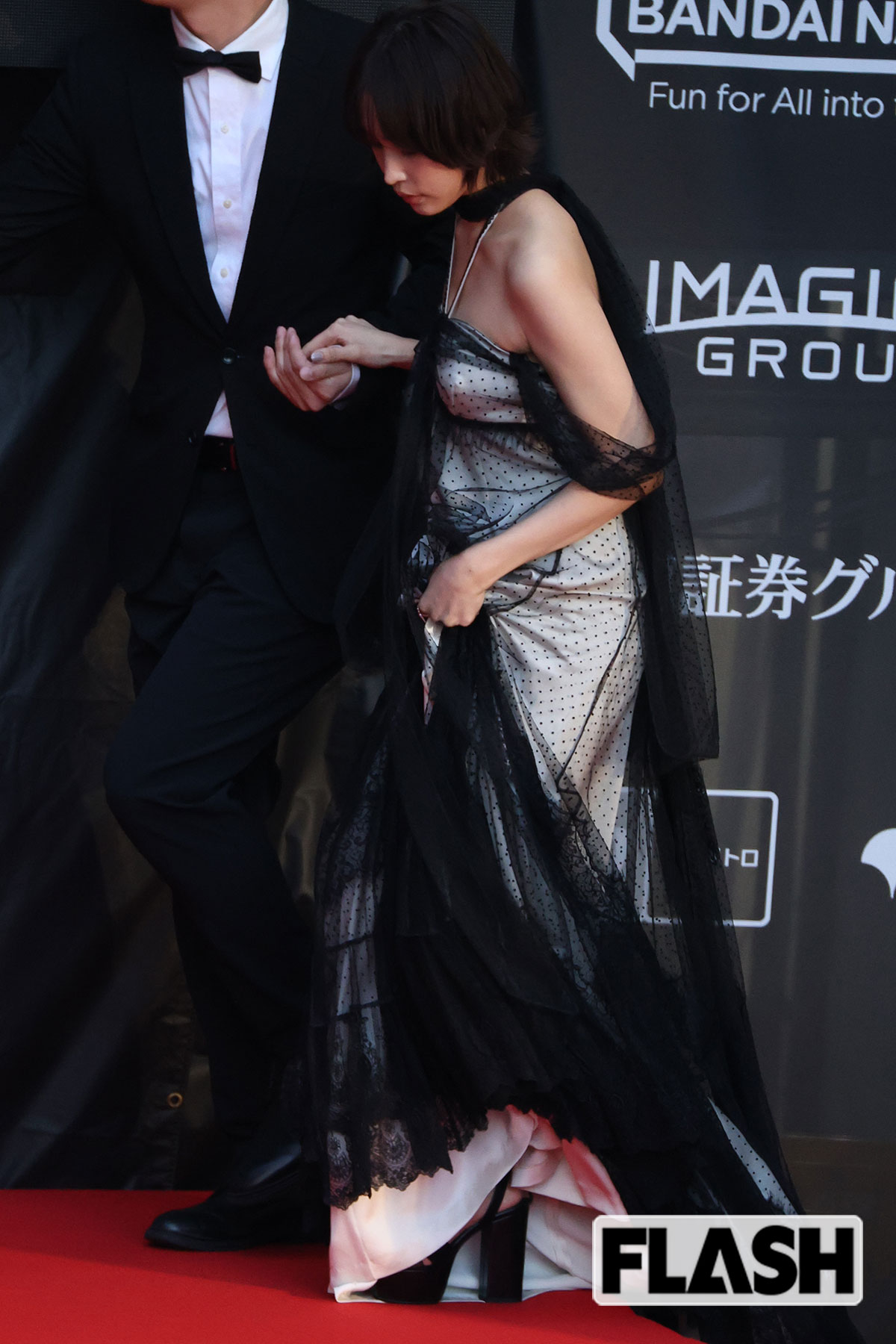 ステージに上がる南沙良