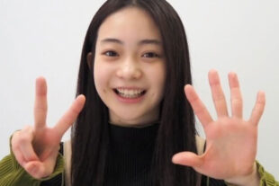 「第2の芦田愛菜」呼び声高い子役出身女優が“ド派手”金髪&セーラー服姿を披露…朝ドラ主演期待される実力派