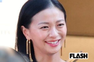 榮倉奈々が見せた“ほっそり”ドレス姿にファン驚き　芸能界を席捲、育児と仕…