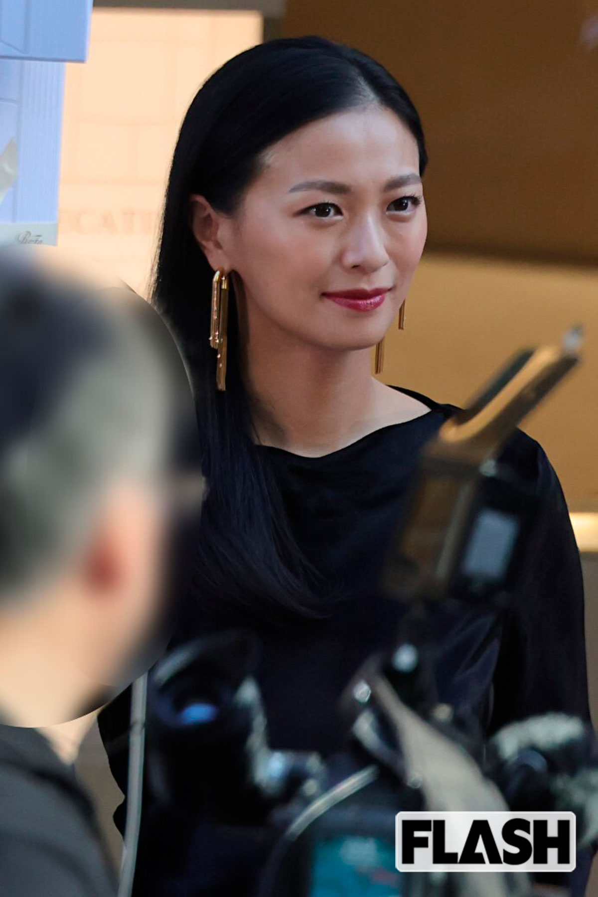 笑顔の榮倉奈々