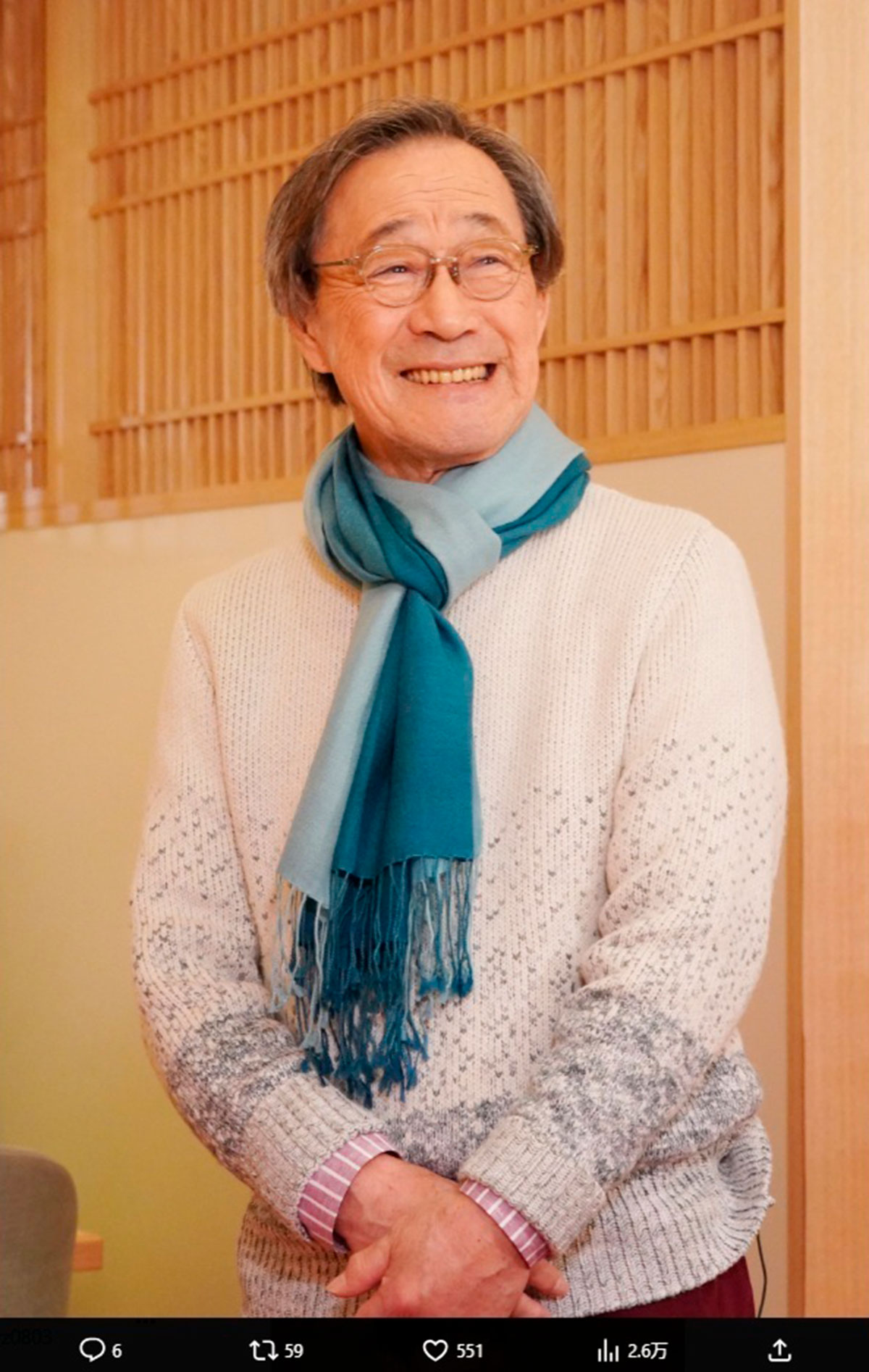 武田鉄矢が『ぐるぐるナインティナイン』で披露したニットの私服姿。やせていると指摘されたのは、むしろ健康の証であるようだ（写真・番組公式Xより）