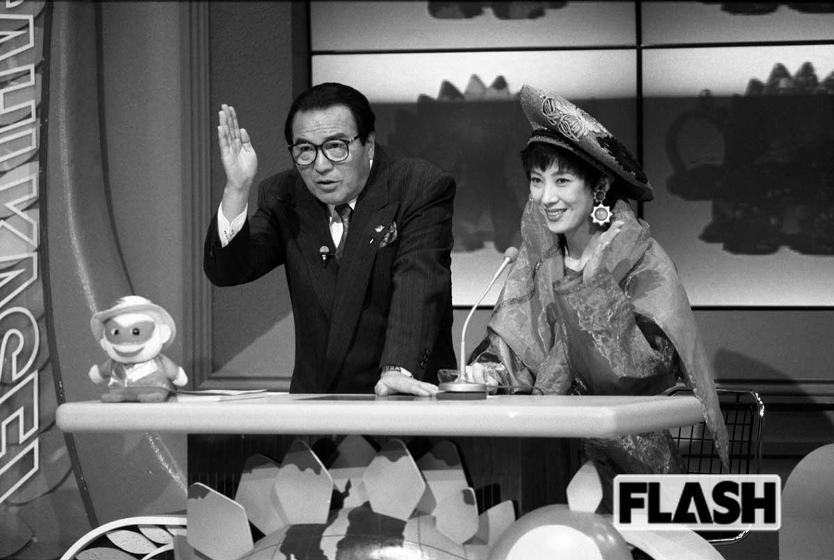 1993年、本誌は『なるほど！ザ・ワールド』収録に密着。愛川欽也さんは「普遍的な型を持った番組は続くよ。この番組は映像で見せるクイズを最初にやったんだ」と語っていた