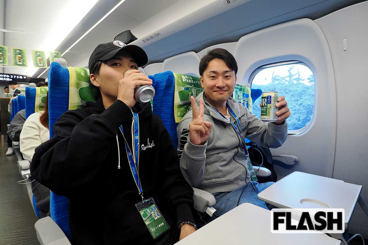 3000近い応募から選ばれたのは10組だった（写真・梅基展央）