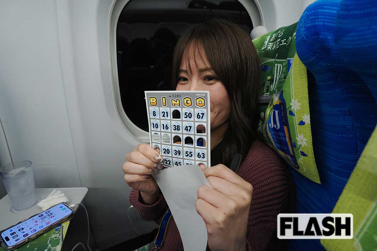 「本当にこのお酒『JJ』が大好きなので、申し込みました」という30代女性も（写真・梅基展央）