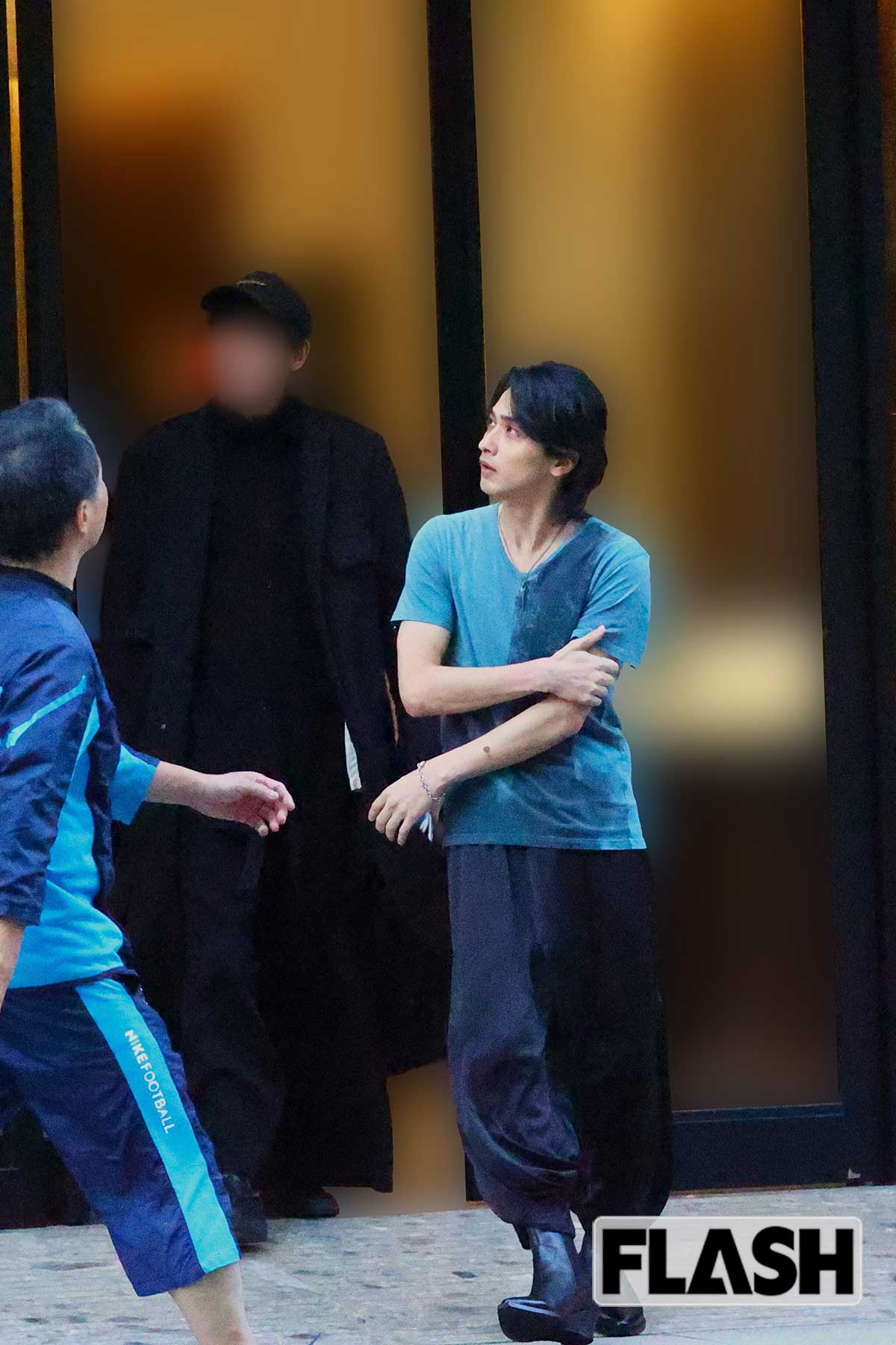 2025年11月、映画『汝、星のごとく』の撮影をしていた俳優の横浜流星。その眼光は鋭かった