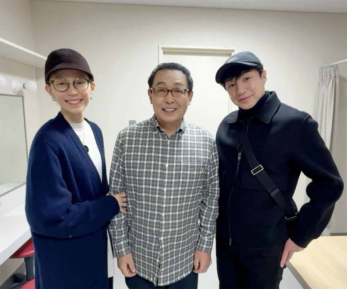 東山紀之＆木村佳夫妻が楽屋を訪れたことを報告するさだまさし（さだまさしのInstagram「sada_masashi」より）