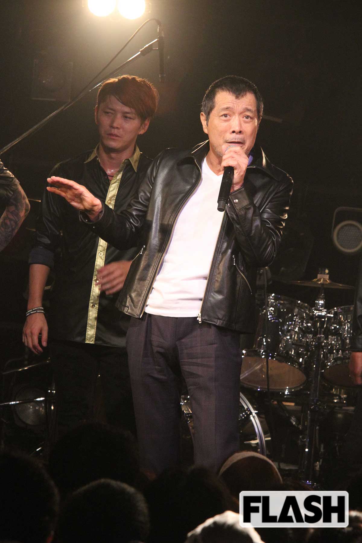 『紅白歌合戦』白組の「残り3枠」は誰なのか…SixTONES、矢沢永吉が本命に急浮上、はたして嵐は？