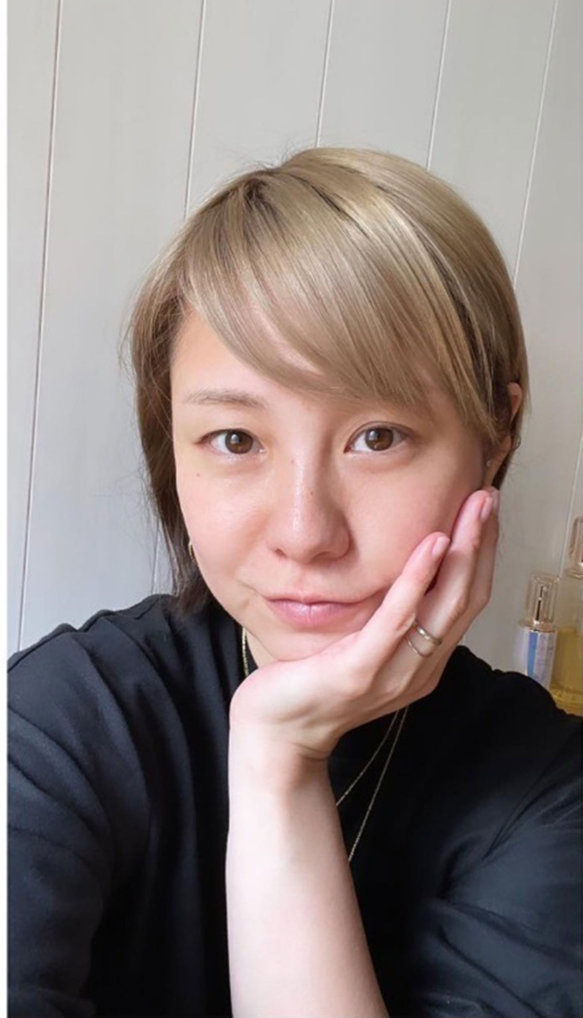 子育ての忙しさから美容は「もうあきらめています」と語った田中美保（写真・本人Instagramより）