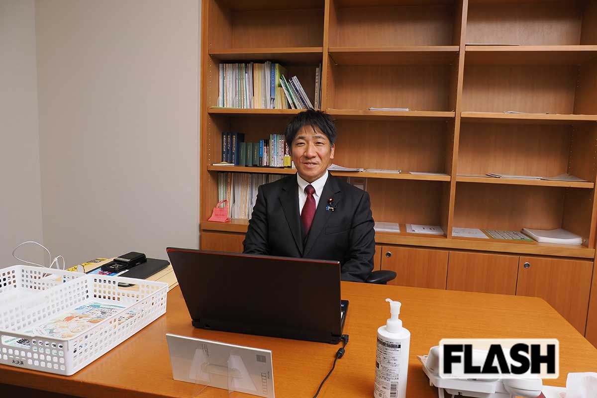 棚にはものを置かないのが、黒田議員のこだわりだそう（写真・梅基展央）