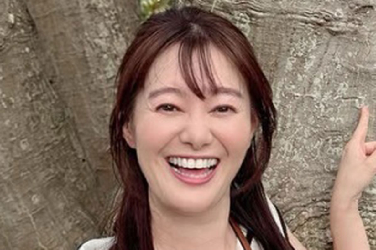 元NHK女性キャスター　43歳の初グラビア写真集が爆売れ、ニュース担当時…