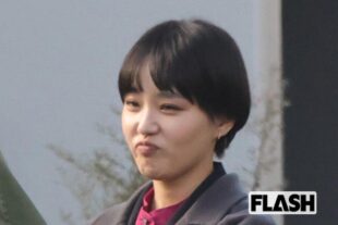 奈緒、新作映画のロケで“若手実力派俳優”と指相撲！かつて婚約カップルを演じた二人の絆