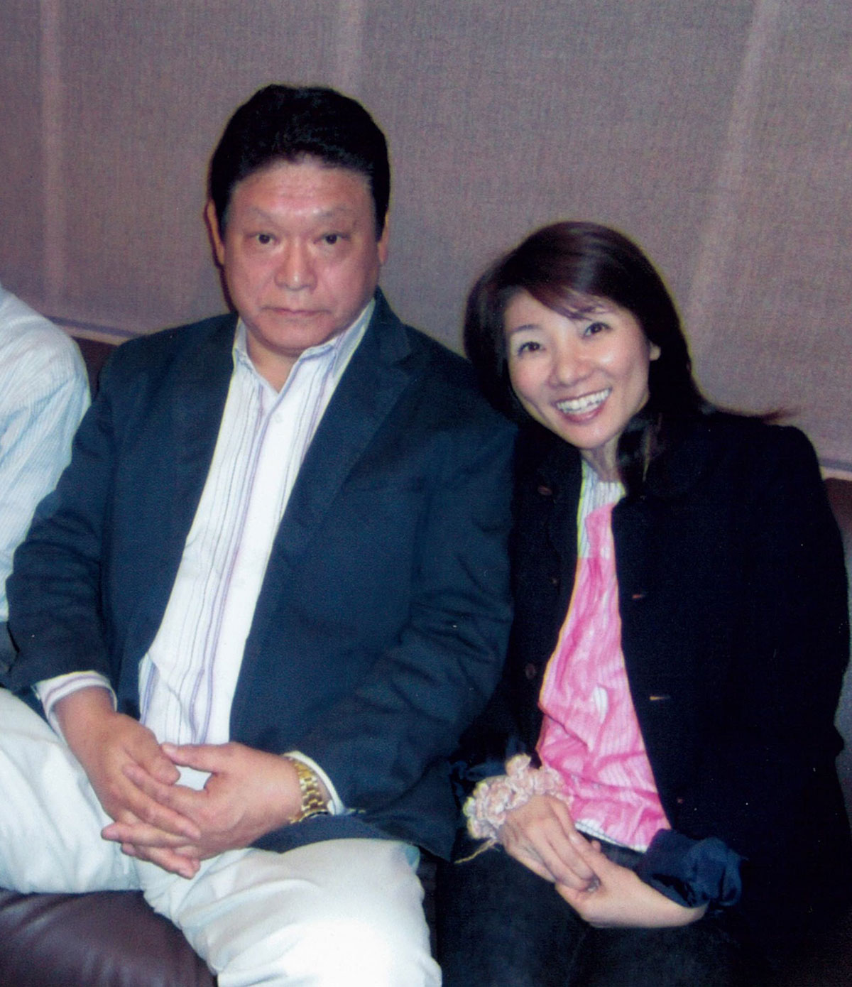 スタジオでの増位山太志郎さんと松居直美