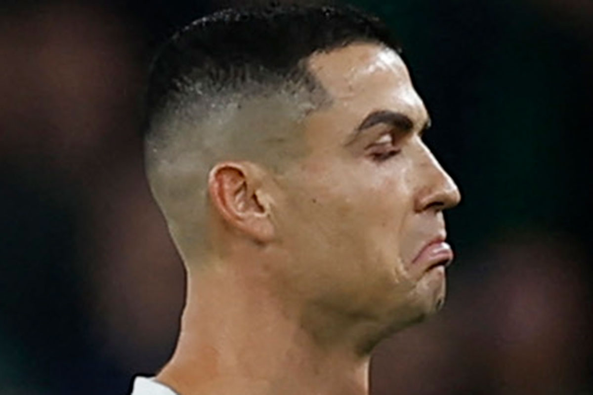 【2026年W杯】C・ロナウド「ひじ打ち一発退場」へのFIFA“執行猶予…