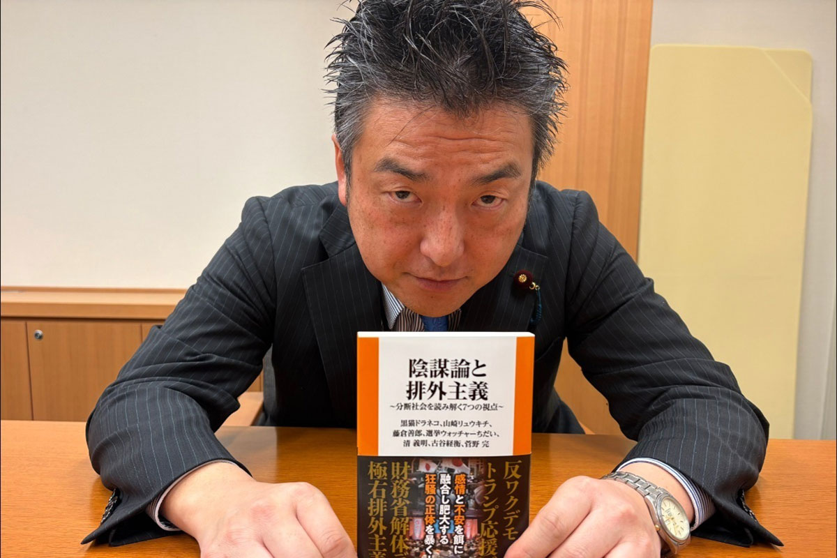 超人気漫画“女児キャラポスター”を立民議員「醜悪」批判にネットでは反発も…議論深めるべき公共の場での“萌えキャラ”使用