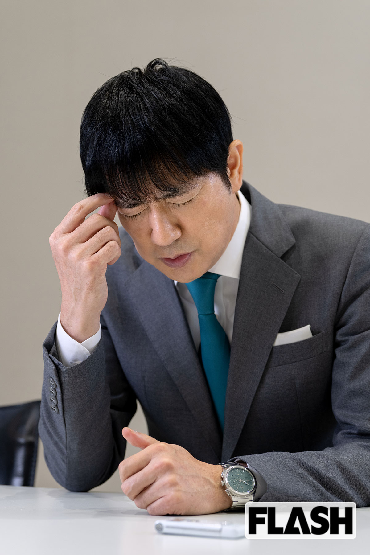 羽鳥慎一アナに息抜きについて尋ねると、しばし考えて「無趣味なんですよ」（写真・福田ヨシツグ）