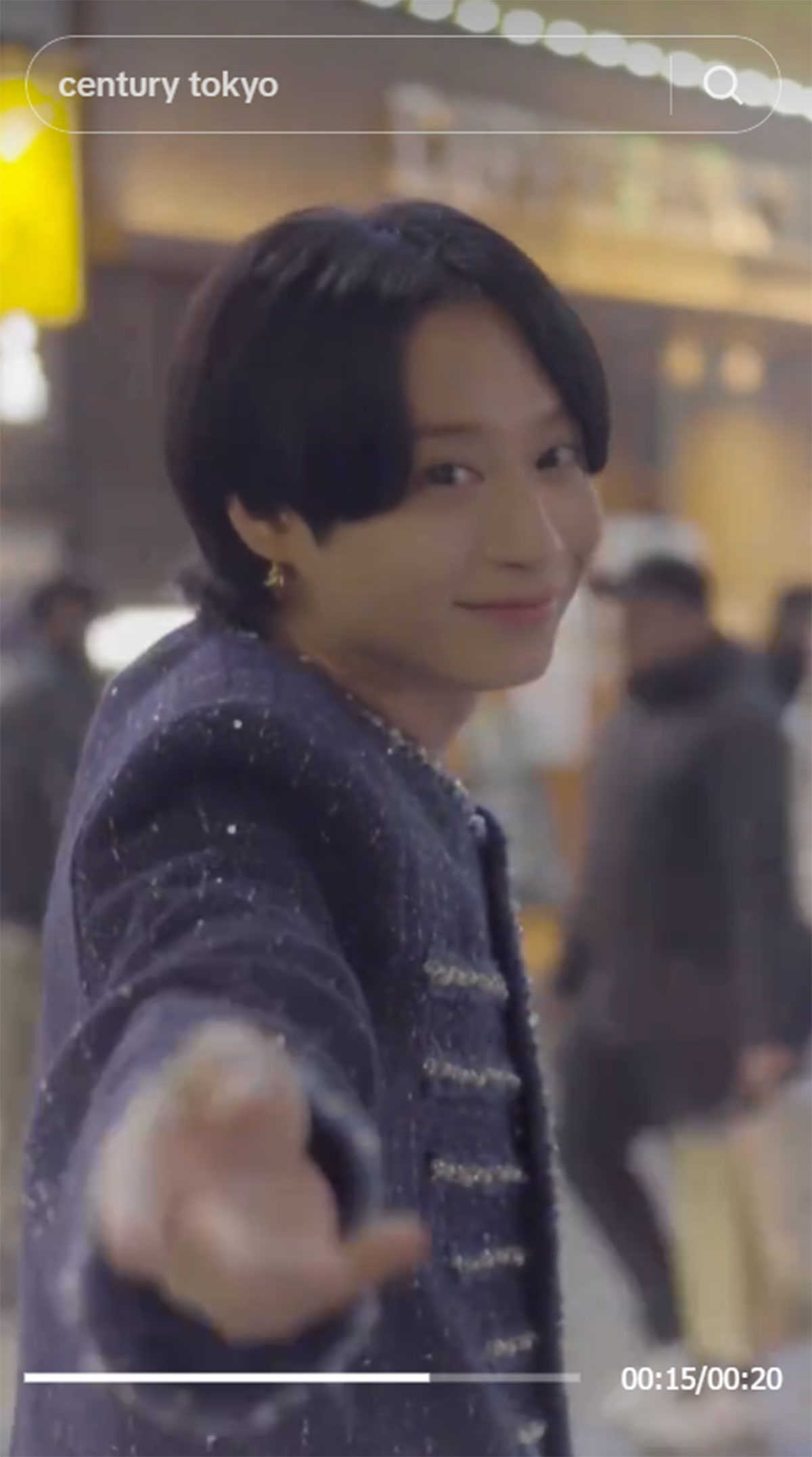 「真叶（まなと）」の名でメンズラウンジに勤務することを報告した前山剛久（写真・前山がキャストに加入したメンズラウンジのTikTokより）