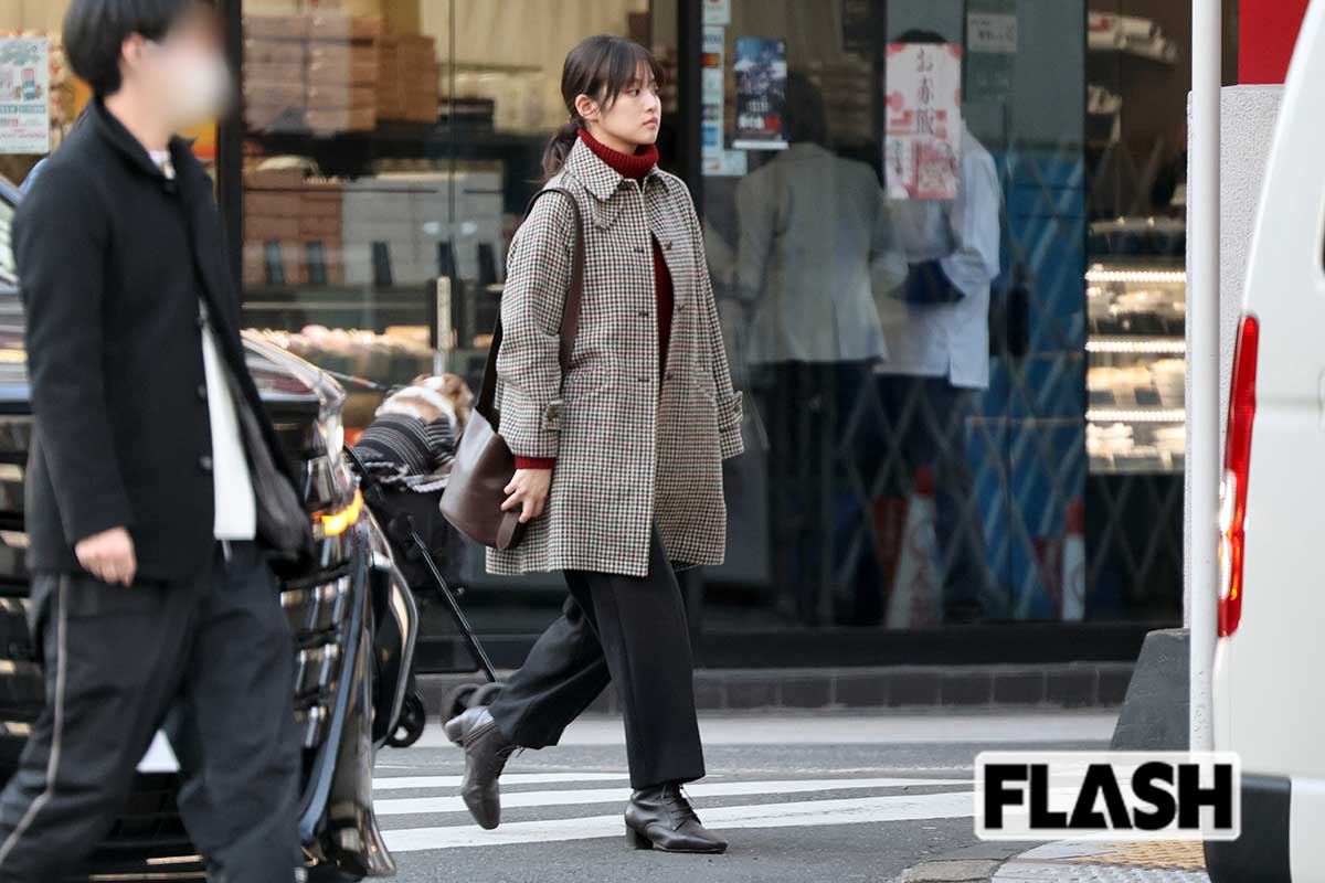 今田美桜、繁華街でわずか20分の “隠密” 撮影…『紅白』司会に配信ドラマと年末年始も続く「超多忙」