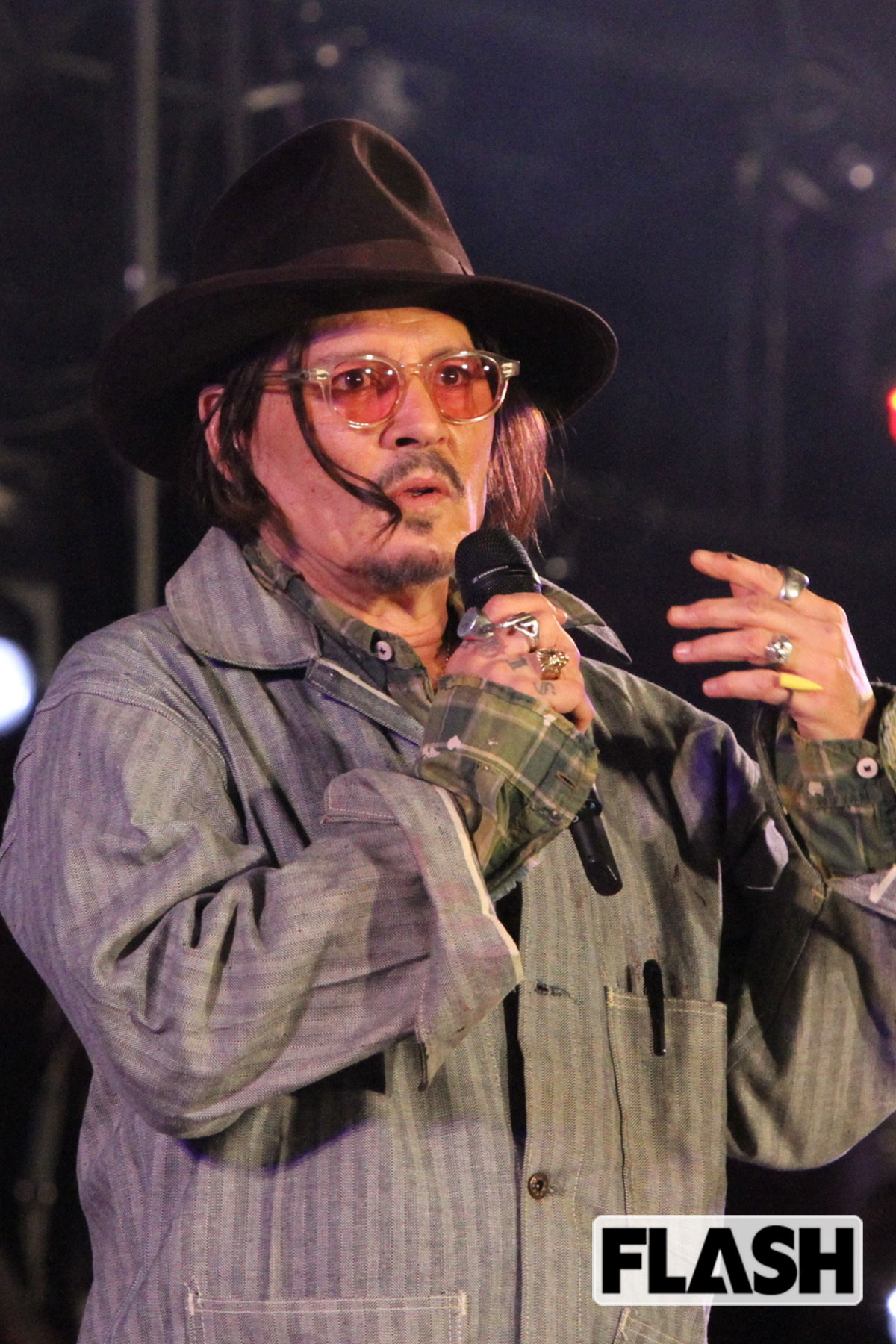 ジョニー・デップが着用して大反響 “コーン約指輪” を制作したアーティストが語る喜び「コーンなことあるのか!」