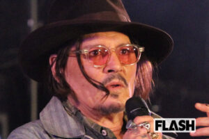 ジョニー・デップが着用して大反響 “コーン約指輪” を制作したアーティス…