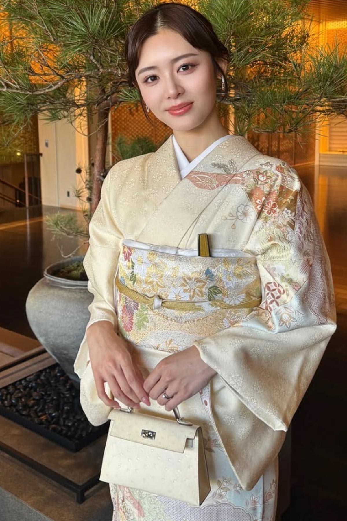 人気モデルで女優の古畑星夏、一般男性との「すれ違い」離婚を発表“芸能人との結婚の難しさ”に議論沸騰