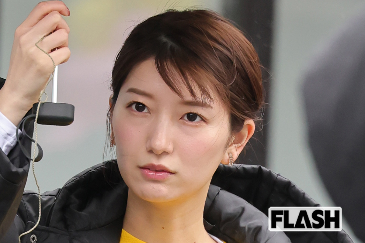 ギター弾き語りが人気のTBS吉村恵里子アナ、フランス旅行ショット公開でフ…