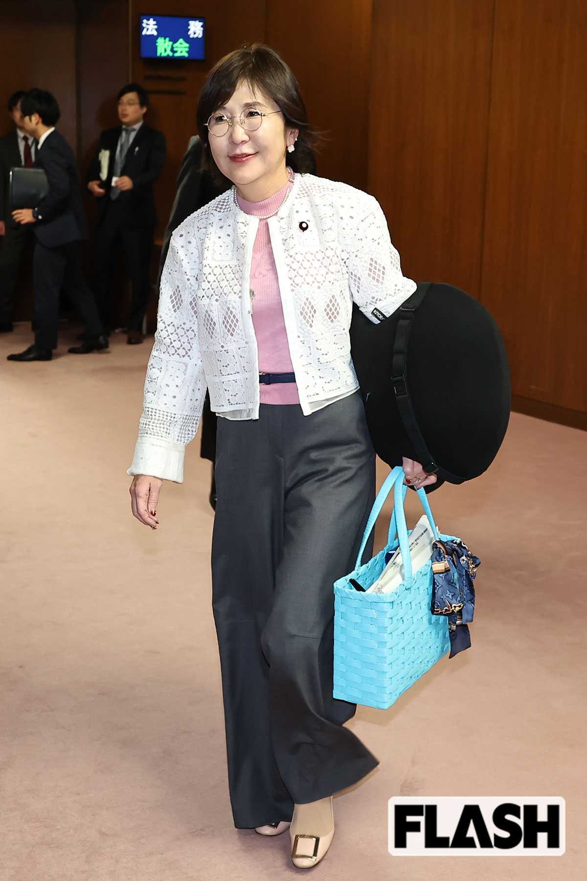 自民・稲田朋美衆院議員（66）／ “地盤” を大切に【山中塗り・3,500円】（写真・長谷川 新）