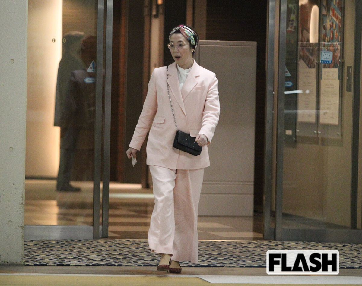 2025年12月16日、映画『国宝』の打ち上げ会場を訪れた寺島しのぶ。横浜演じる俊介の母親を演じた（写真・金谷千治）