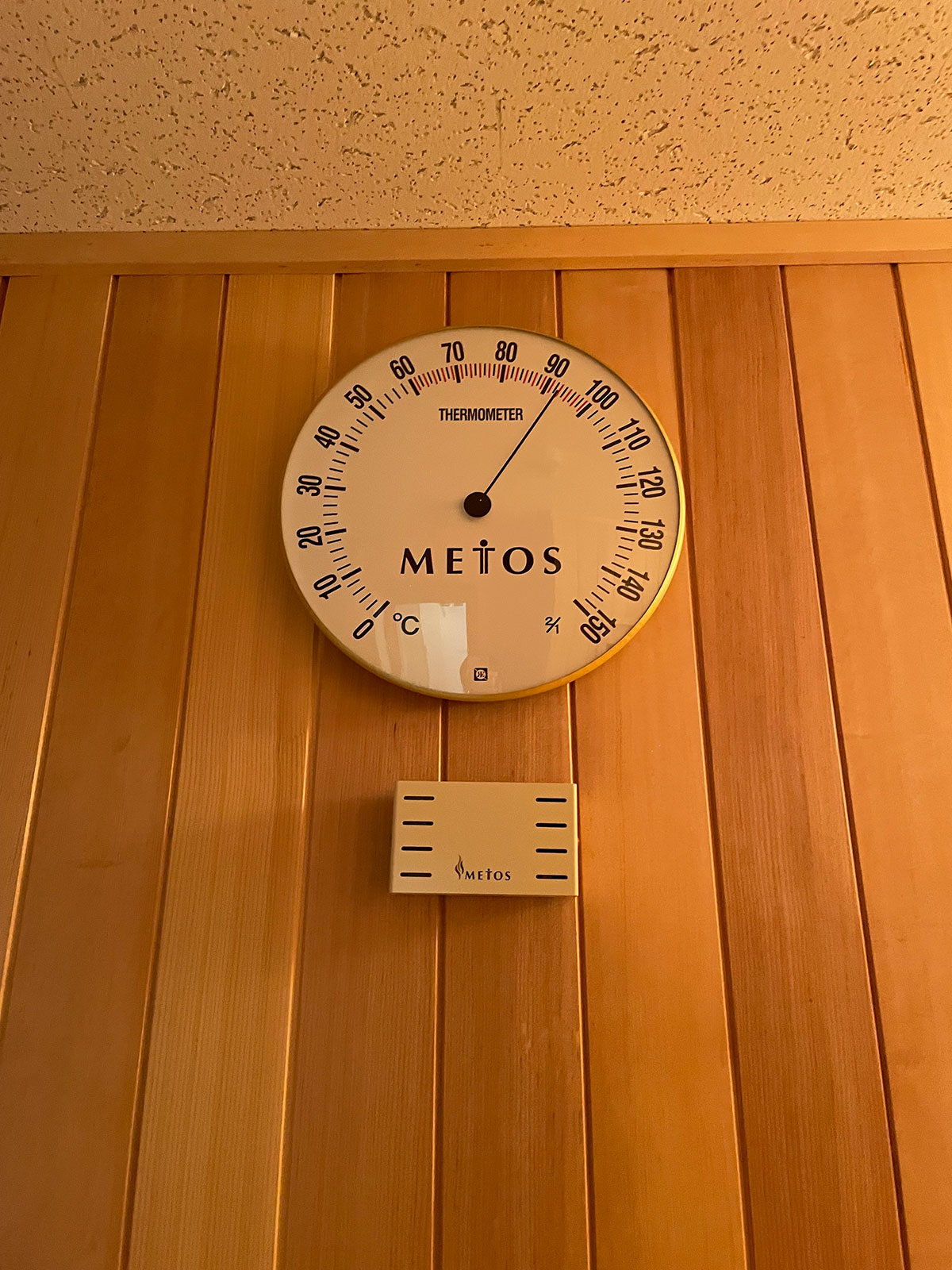 火災が発生した港区の個室サウナ店のとあるサウナ室（写真提供・港区市議の新藤加菜氏）