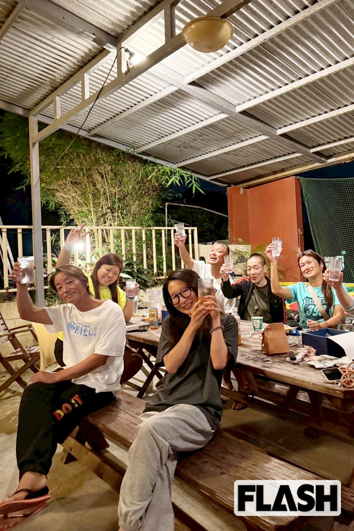 「DA PUMPファンもだけど、当時のスタッフや音楽仲間とは、今も家族のようなつき合い。定期的に来てくれます」