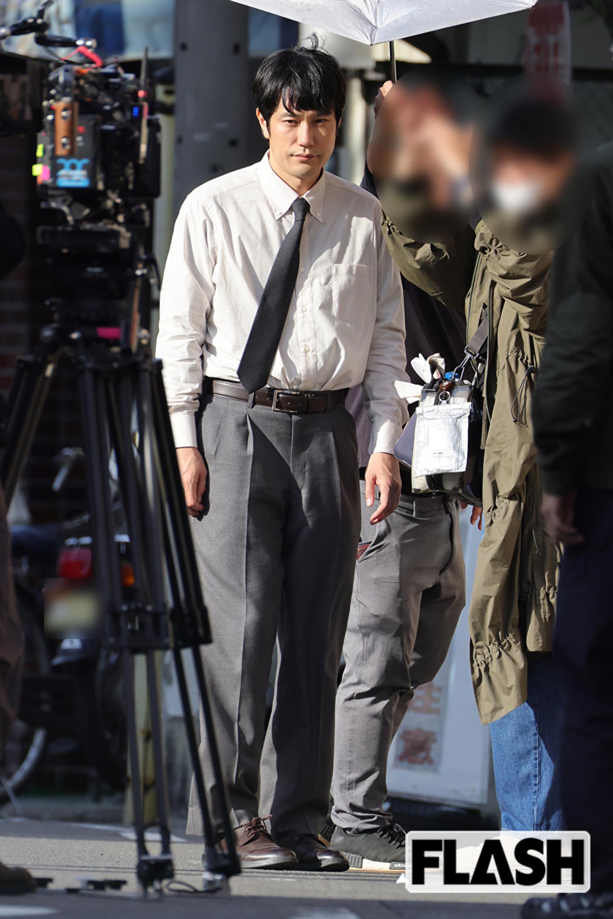 松山ケンイチ　発達障害テーマの“高難易度”ドラマ主演姿をキャッチ　妻・小雪と夫婦で多忙な2拠点生活も止まらぬオファー