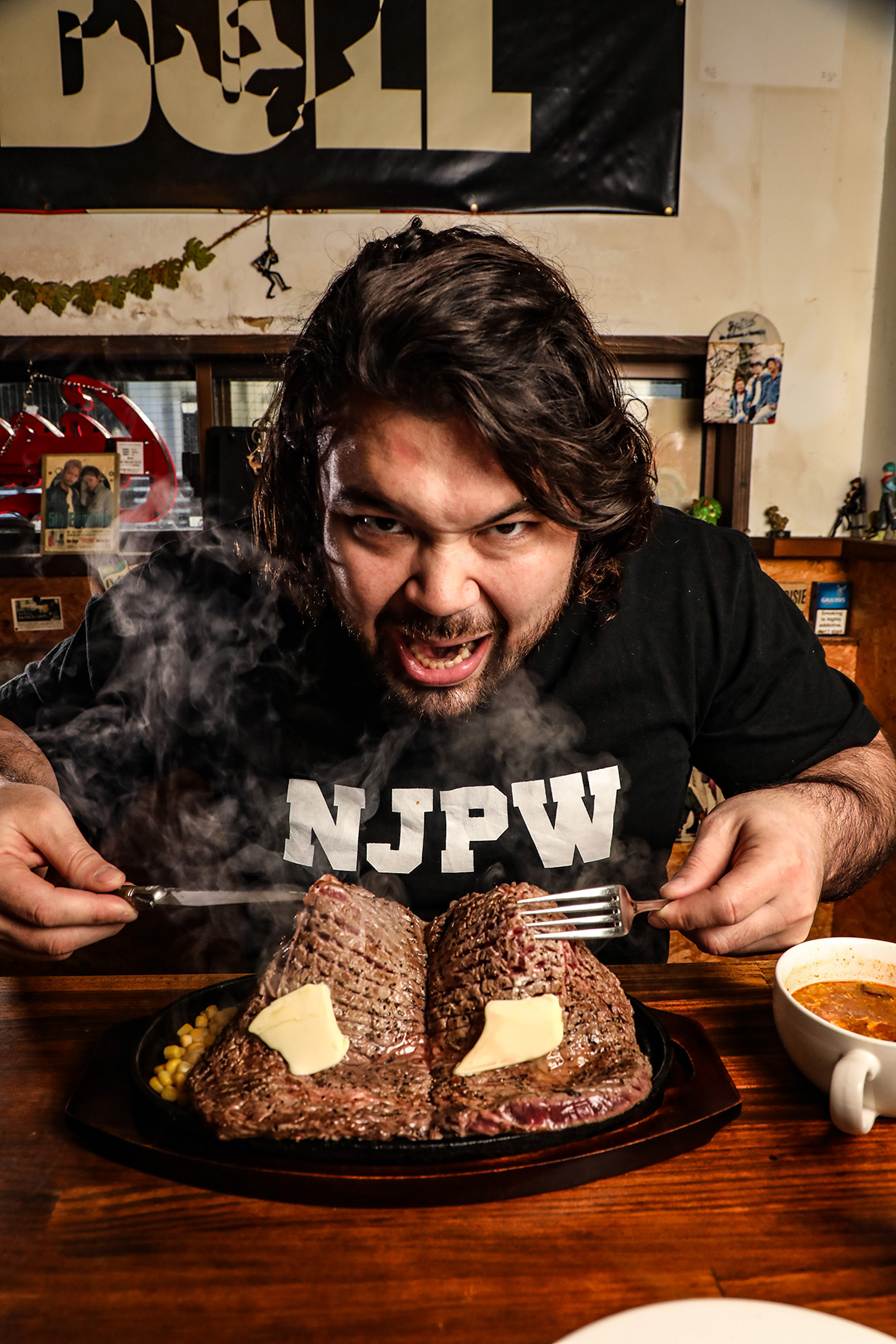 五輪金メダリスト・ウルフアロン「1・4新日本プロレスデビュー」直前インタビュー！ 「緊張感のない人生なんてつまんねえ！」