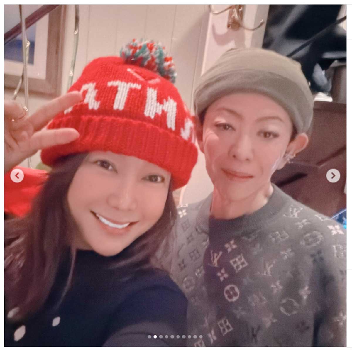 はるな愛のInstagramより。この日は、クリスマスイブを美川憲一らと一緒に祝ったという