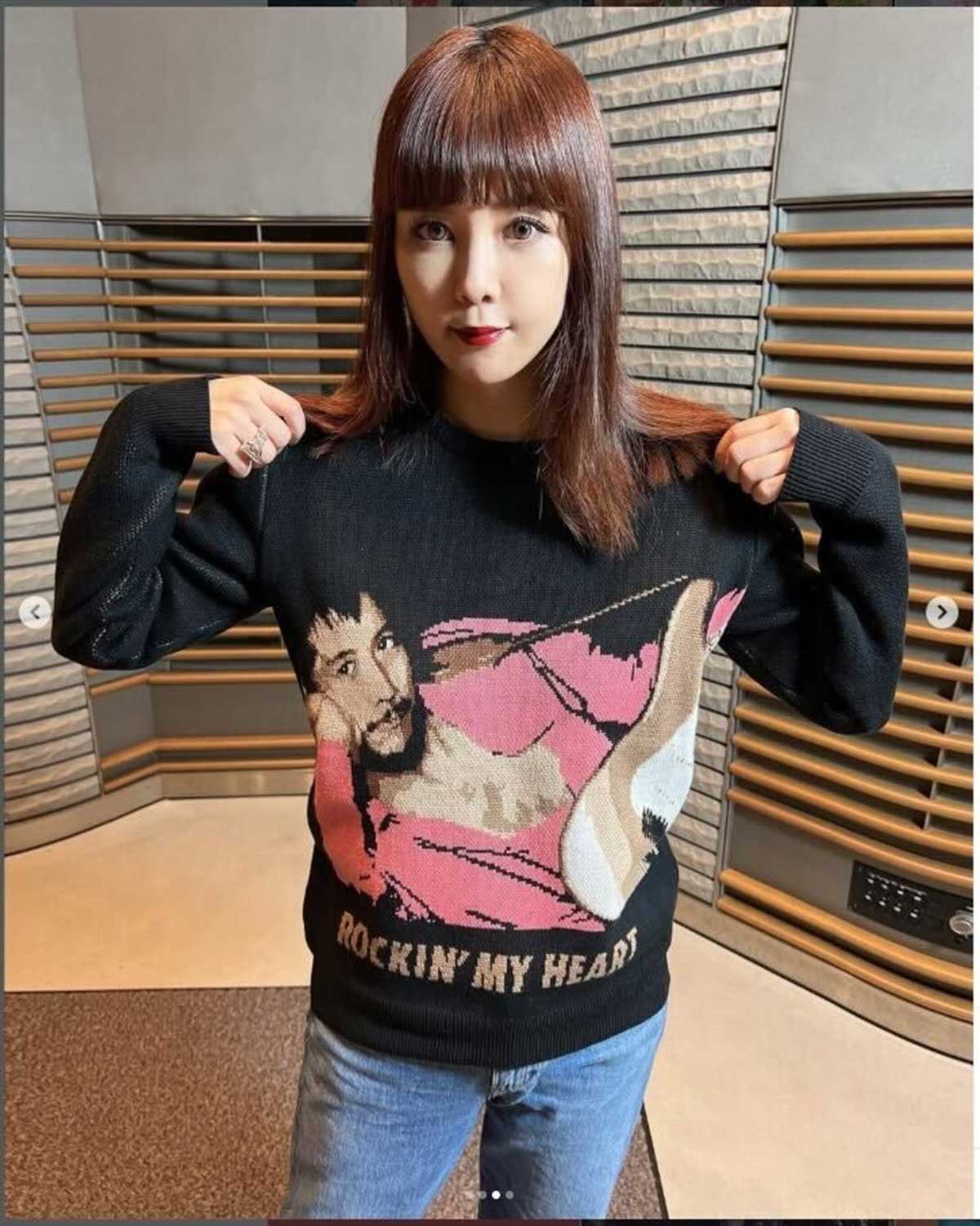 矢沢永吉の帰宅に驚いた娘の矢沢洋子。『PIGGY　BANKS』でボーカルを務めている（写真・本人Instagramより）