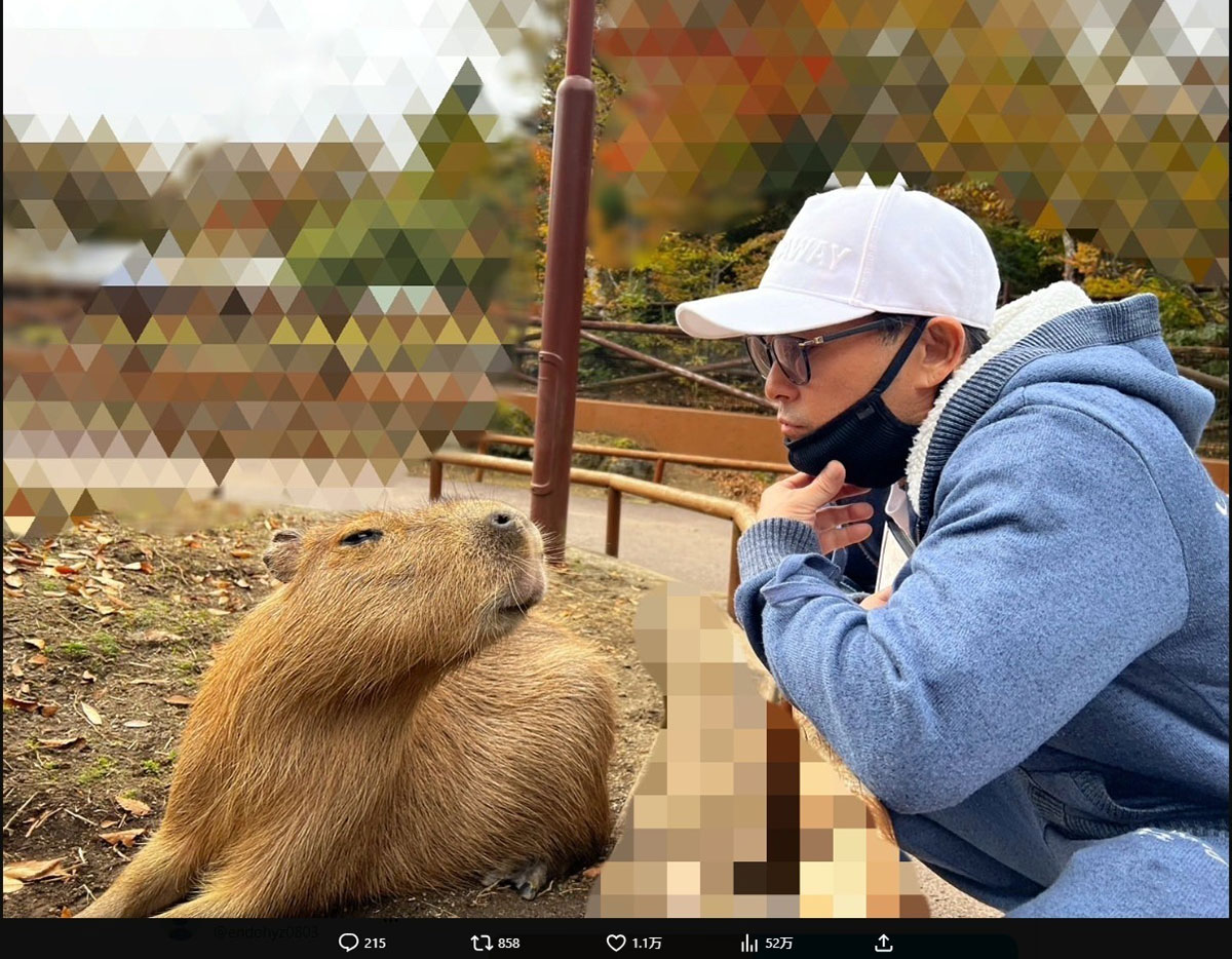 カピバラと会話をする体で、年収7000万円報道を否定した山口達也