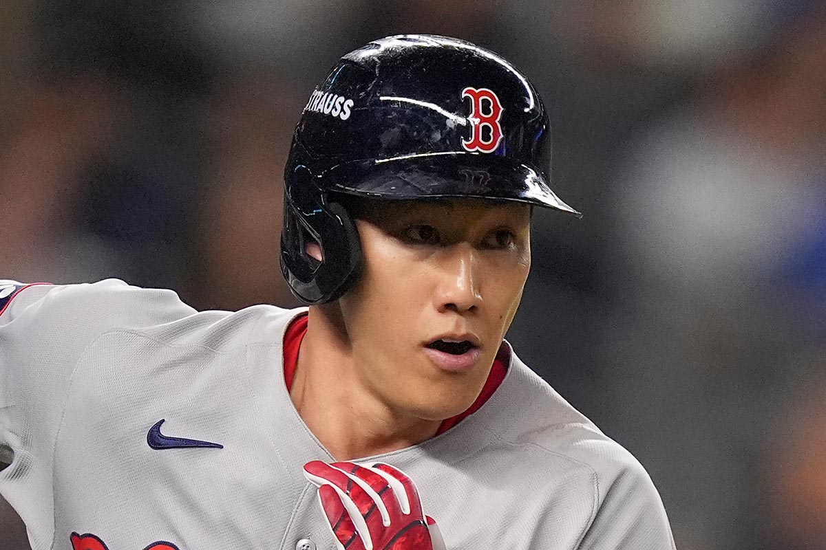 吉田正尚、囁かれる「シーズン前にトレード」の可能性…成績不振とケガの影響…