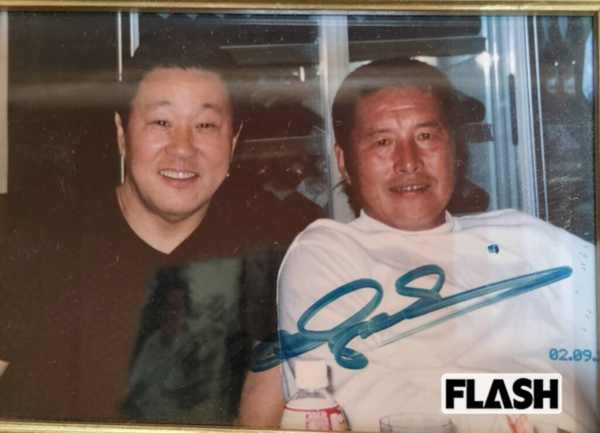 なべおさみ（左）と尾崎将司さん（写真・なべおさみ提供）