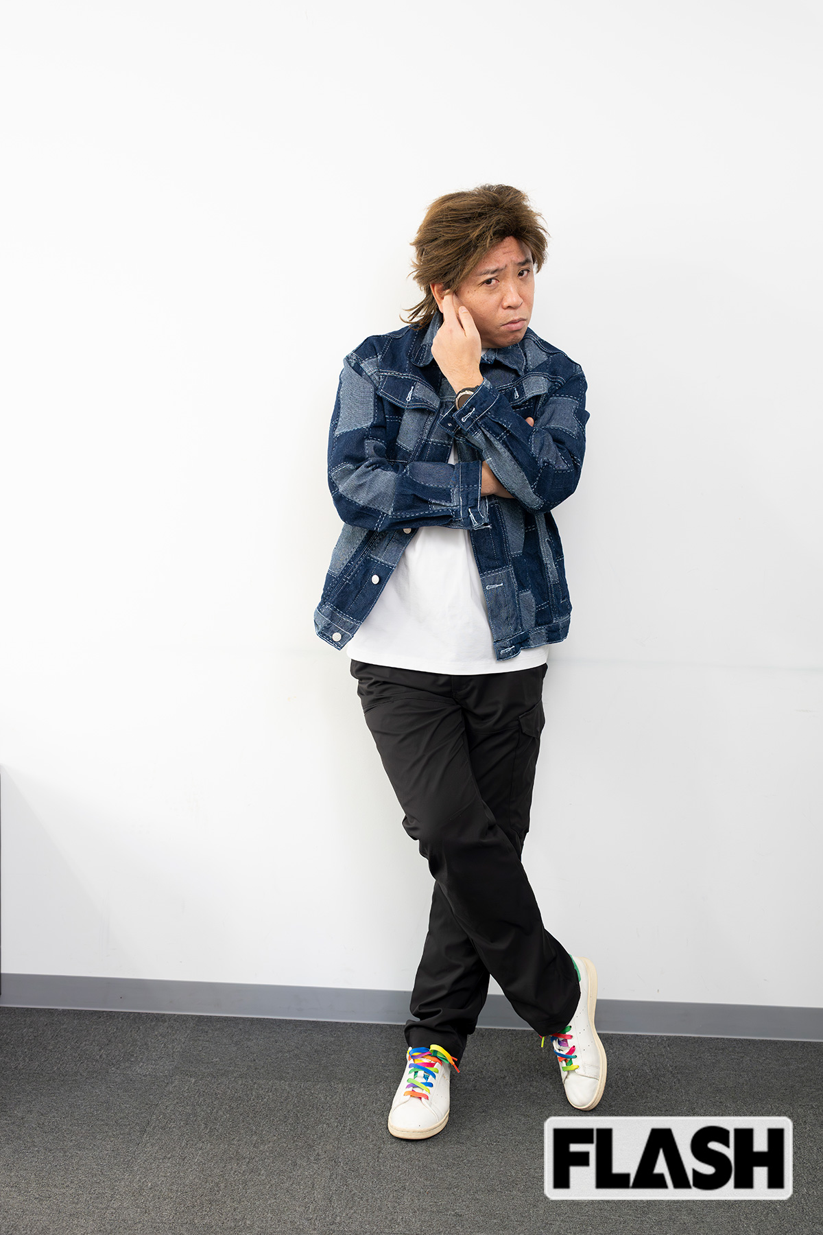 木村拓哉のものまねを披露するホリ（写真・木村哲夫）