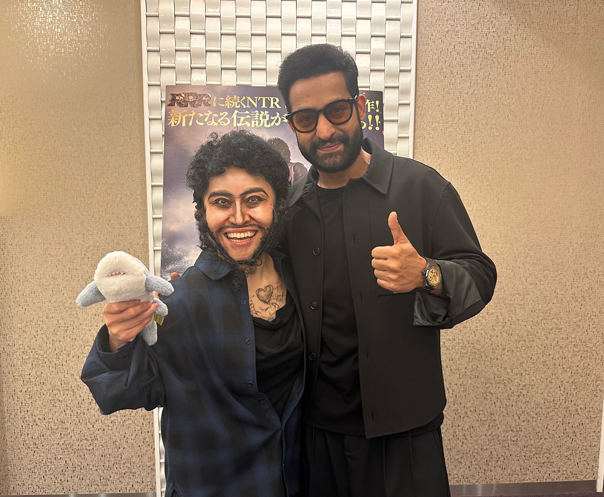 2025年3月に公開された映画『デーヴァラ』のジャパンプレミアでは、キンタロー。がインド俳優とともに現場を盛り上げた（本人のXより）