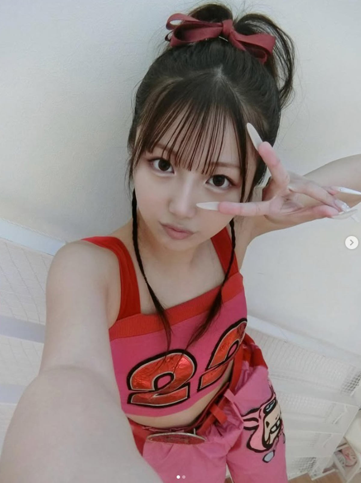 辻希美の長女・希空が母のかつてのスタイルに寄せた一枚。そっくりすぎると話題になっている