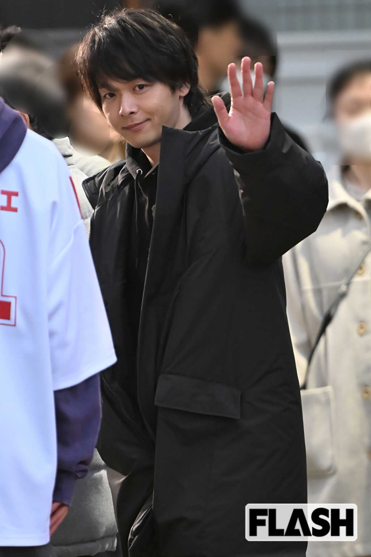 中村倫也も主演としてファンにサービスを繰り返した