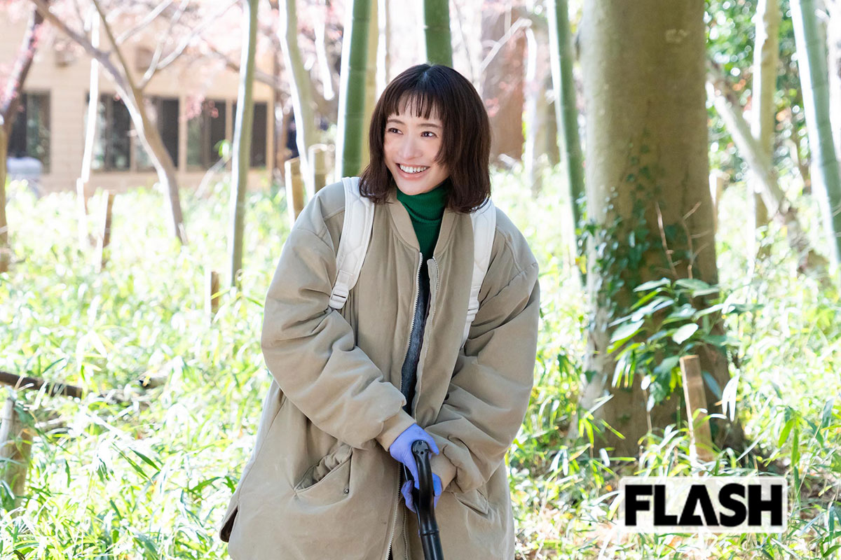 『元科捜研の主婦（おんな）』は毎週金曜夜9時～テレビ東京系で放送中。Prime Videoで見放題独占配信中。ネットもテレ東、TVer、Leminoで見逃し配信中。出演：松本まりか、横山裕ほか　（C）「元科捜研の主婦」製作委員会