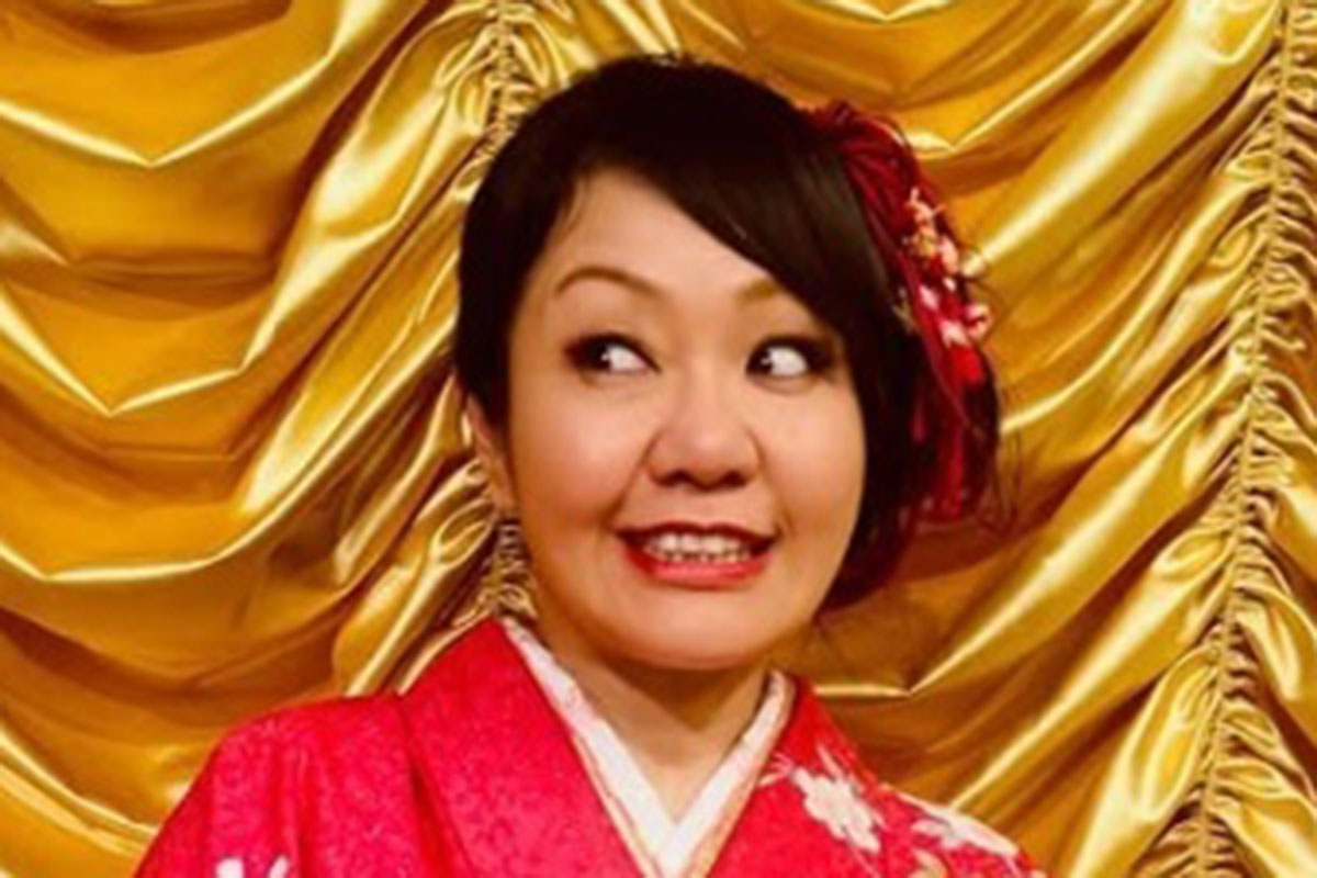 「靴脱いで足を組む『全人類』につぐ」人気バンドメンバー、悪質マナーへの怒…