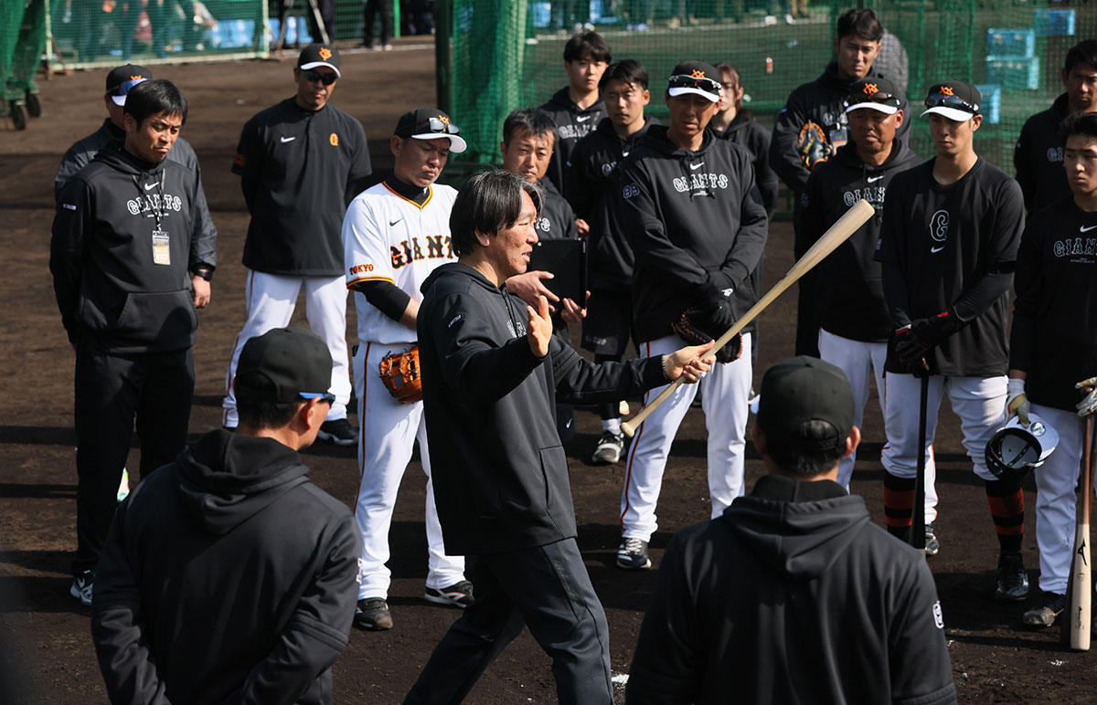 プロ野球「令和のキャンプ」はコンプラ重視…「練習して、遊んで、門限破っては時代遅れ」球界OBも嘆く「働き方改革」の波