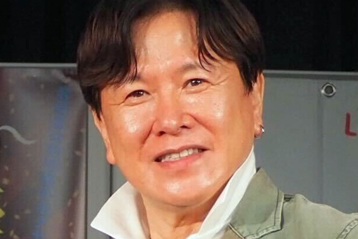 「おでこがえぐれて、まぶたを4針」三ツ矢雄二、泥酔して顔に大怪我… 「打…