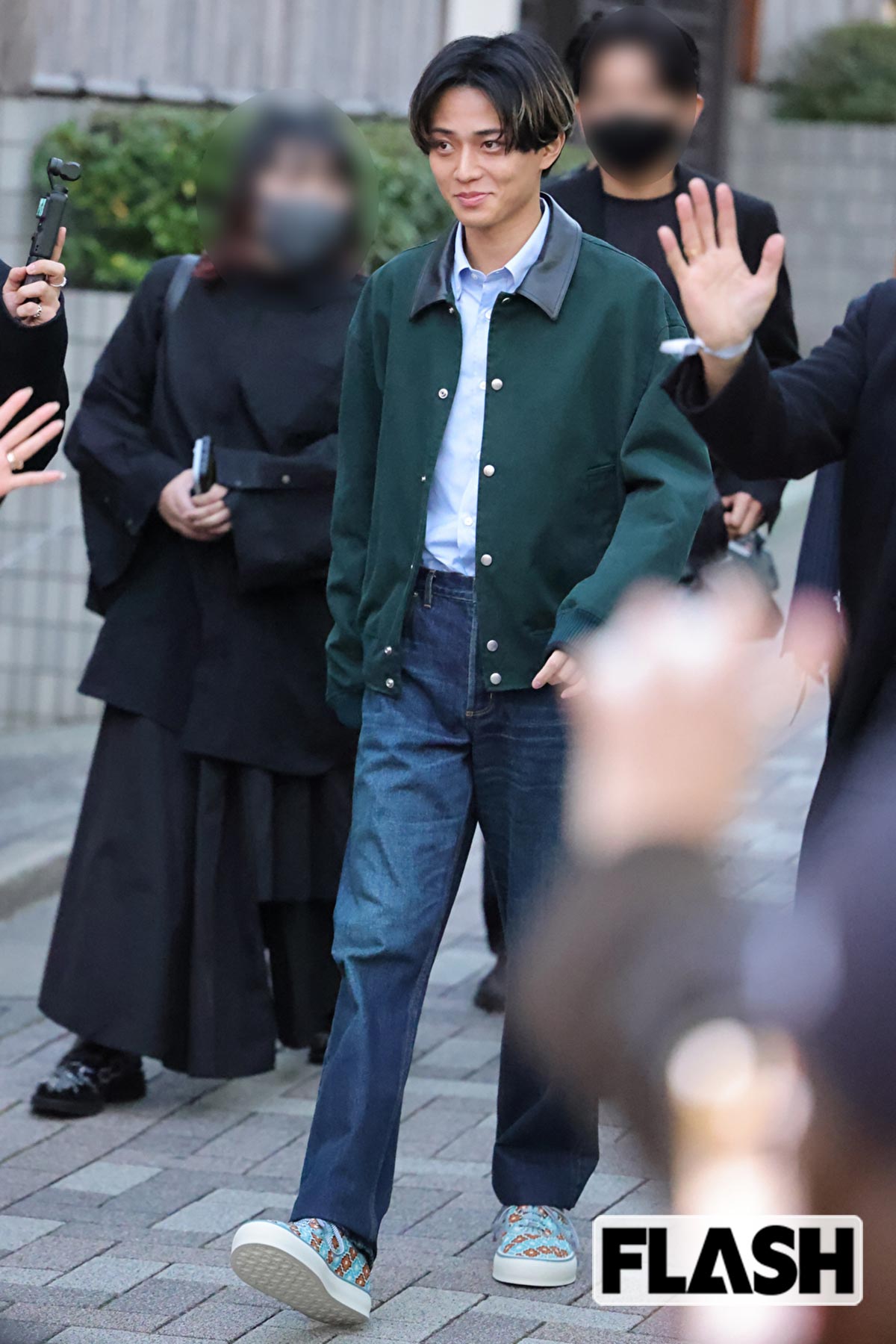 多くの女性ファンから黄色い声援が飛ぶ永瀬廉